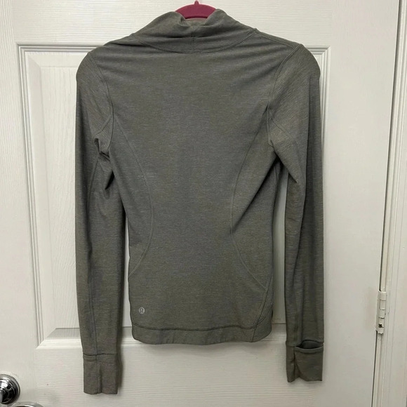 ! Lululemon Athletica Precision Asymmetrical Zip grey Jacket Womens 4 - Picture 2 of 7